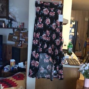 NWT Olivia Skirt